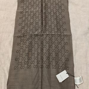 BRAND NEW Gucci scarf